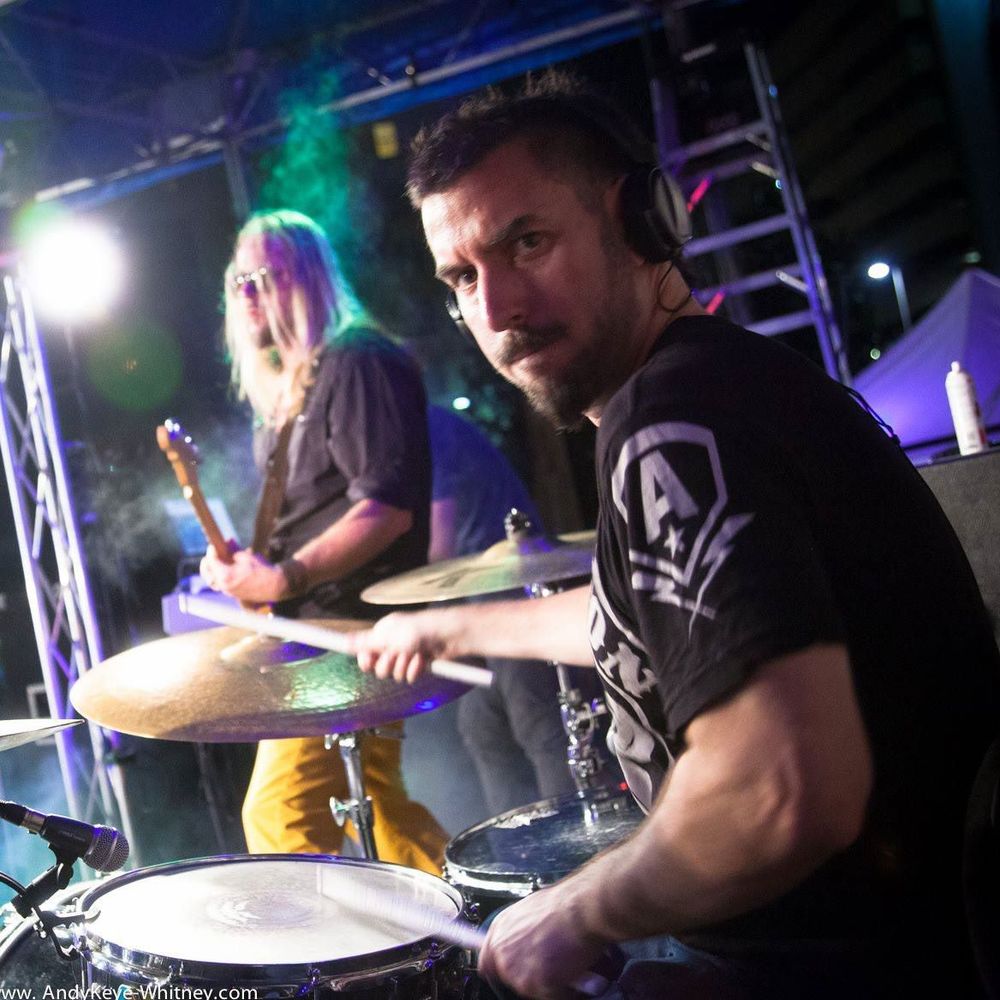 Meet your Posher, Robert